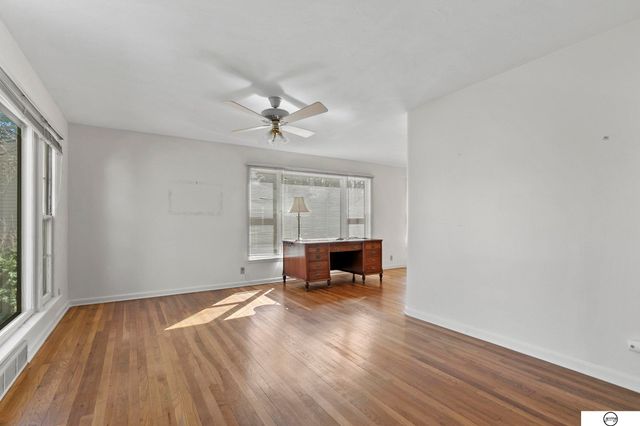 2905 S 41St Street, Lincoln, NE 68506