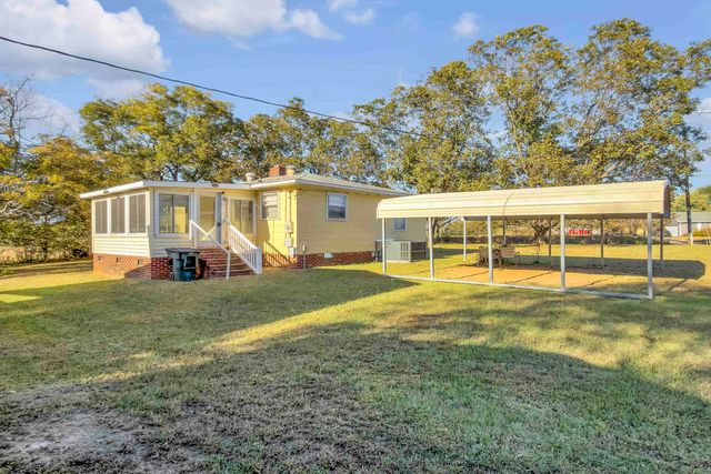 2467 Battleground Road, Cowpens, SC 29330