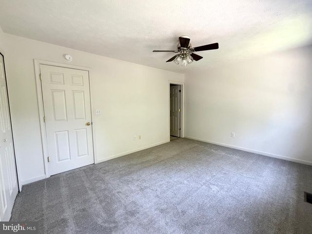 9906 WARWICK PL, Fredericksburg, VA 22408