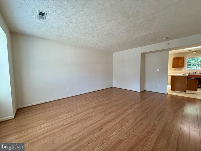 9906 WARWICK PL, Fredericksburg, VA 22408