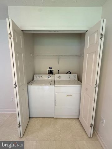 9906 WARWICK PL, Fredericksburg, VA 22408