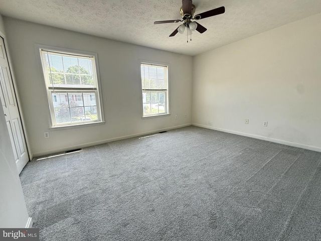 9906 WARWICK PL, Fredericksburg, VA 22408
