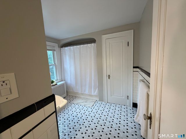 89 Shelton Avenue, Shelton, CT 06484