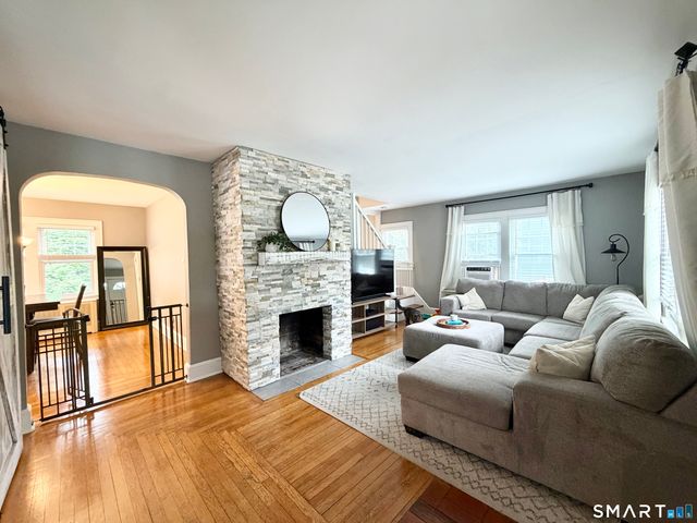 89 Shelton Avenue, Shelton, CT 06484