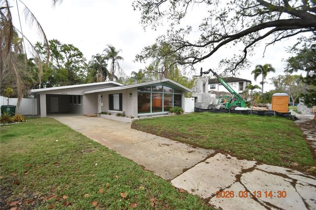 528 SUWANEE CIRCLE, Tampa, FL 33606