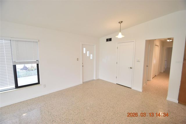 528 SUWANEE CIRCLE, Tampa, FL 33606