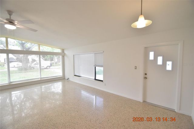 528 SUWANEE CIRCLE, Tampa, FL 33606