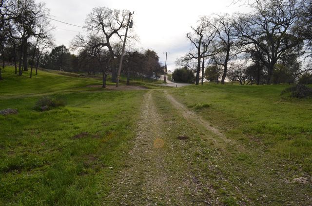 41770 Lilley Mountain Drive, Coarsegold, CA 93614