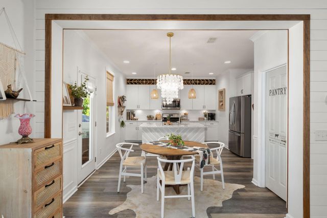 425 Cherrybark Oak Street, Summerville, SC 29486