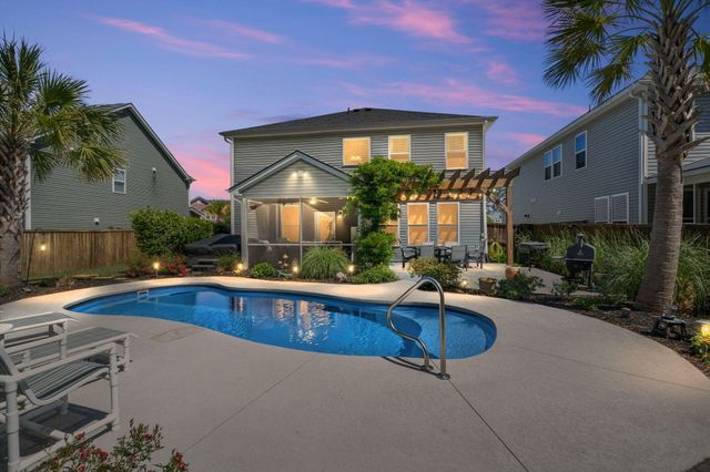425 Cherrybark Oak Street, Summerville, SC 29486