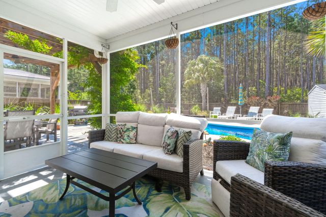 425 Cherrybark Oak Street, Summerville, SC 29486