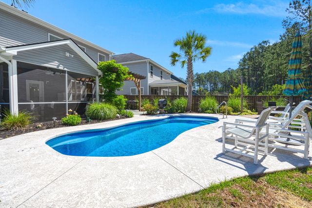 425 Cherrybark Oak Street, Summerville, SC 29486