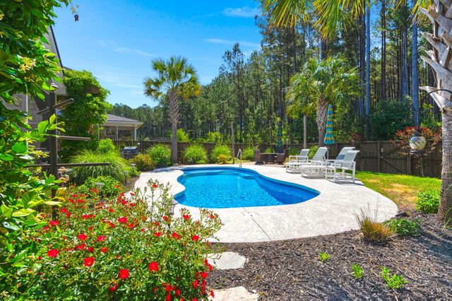 425 Cherrybark Oak Street, Summerville, SC 29486