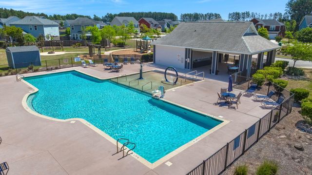 425 Cherrybark Oak Street, Summerville, SC 29486
