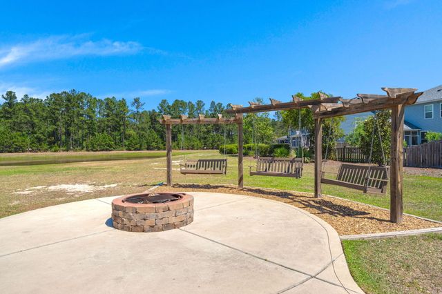 425 Cherrybark Oak Street, Summerville, SC 29486
