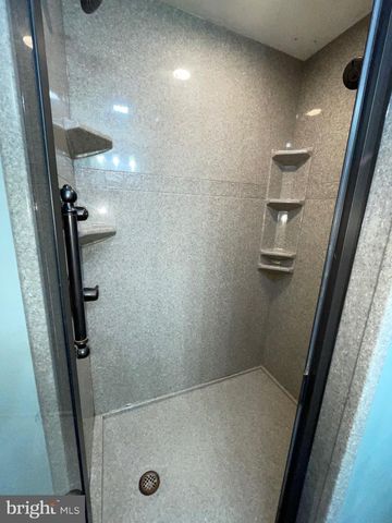 545 SUMMIT DR, Lewistown, PA 17044