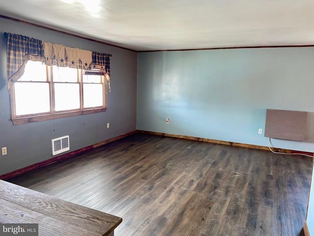 545 SUMMIT DR, Lewistown, PA 17044