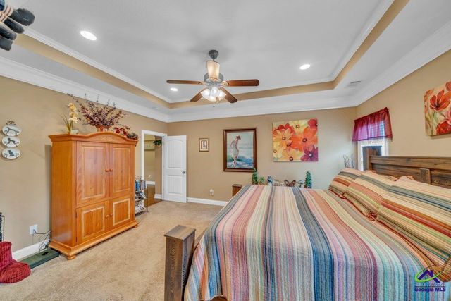 404 Hunts Landing Drive, Kathleen, GA 31047