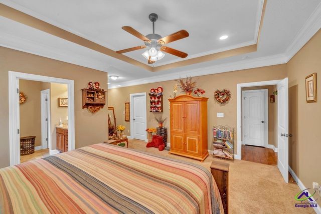404 Hunts Landing Drive, Kathleen, GA 31047