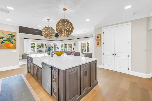 4931 61ST AVENUE S, St Petersburg, FL 33715