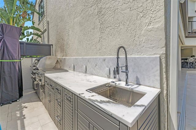 4931 61ST AVENUE S, St Petersburg, FL 33715