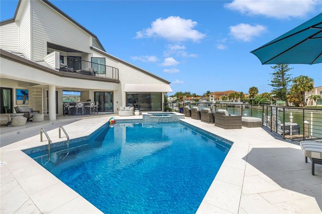 4931 61ST AVENUE S, St Petersburg, FL 33715