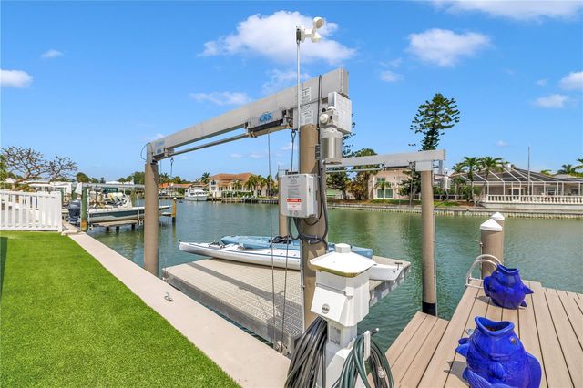 4931 61ST AVENUE S, St Petersburg, FL 33715