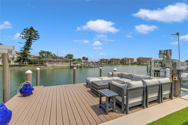 4931 61ST AVENUE S, St Petersburg, FL 33715