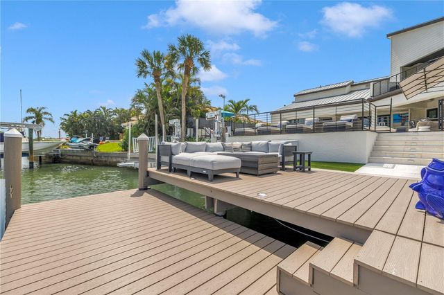 4931 61ST AVENUE S, St Petersburg, FL 33715