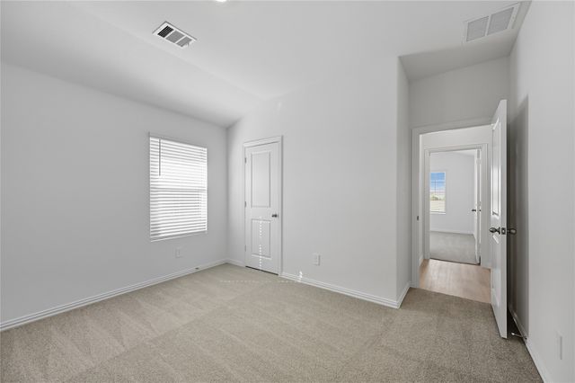 6645 Valley Lake Lane, Fort Worth, TX 76036