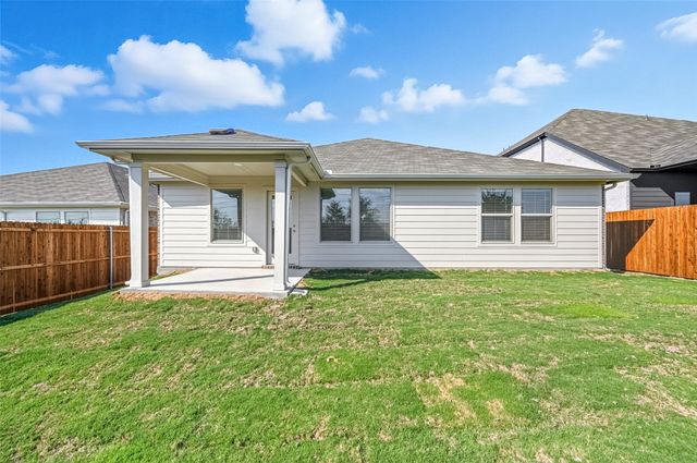 6645 Valley Lake Lane, Fort Worth, TX 76036