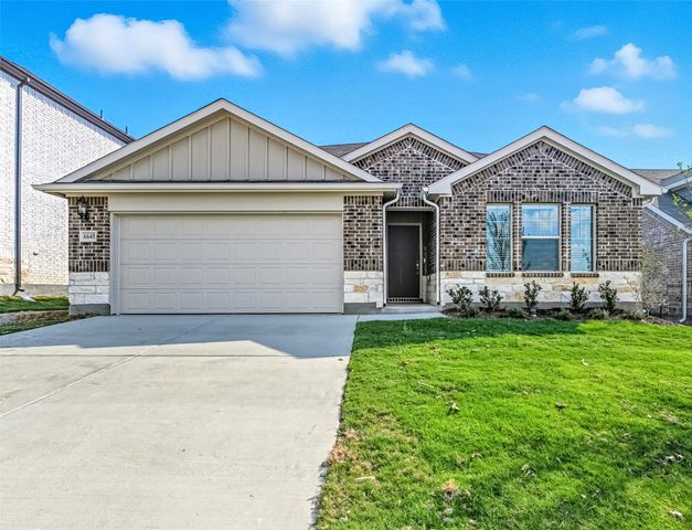 6645 Valley Lake Lane, Fort Worth, TX 76036