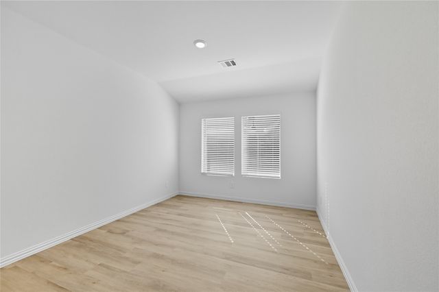 6645 Valley Lake Lane, Fort Worth, TX 76036