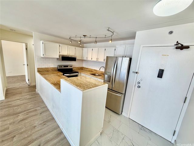 2522 Date Street 1204, Honolulu, HI 96826