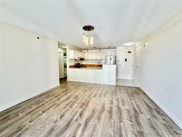 2522 Date Street 1204, Honolulu, HI 96826