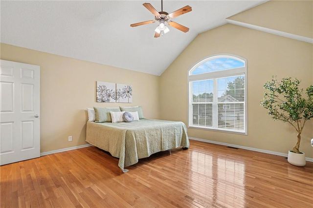 1408 NE 196TH Court, Smithville, MO 64089
