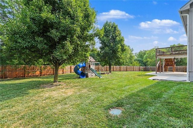 1408 NE 196TH Court, Smithville, MO 64089