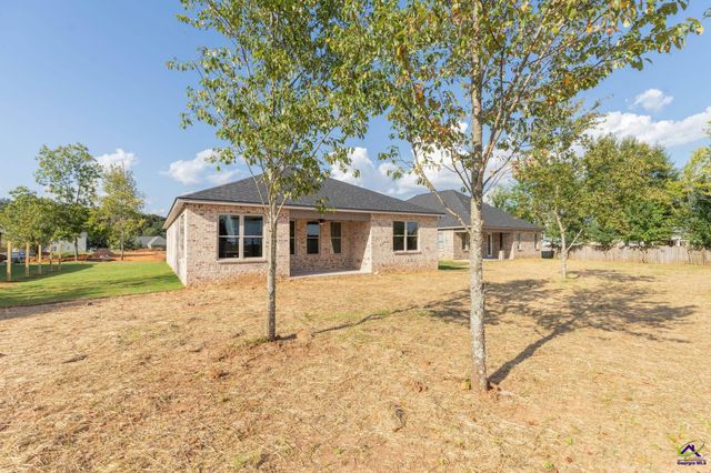 224 Farmland Circle, Perry, GA 31069