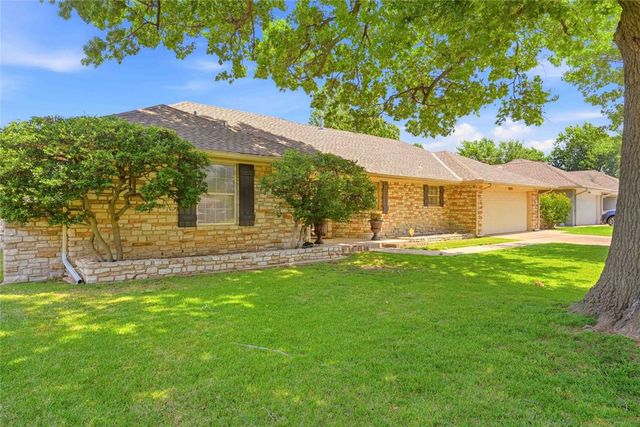 3009 Hemingford Lane, Oklahoma City, OK 73120