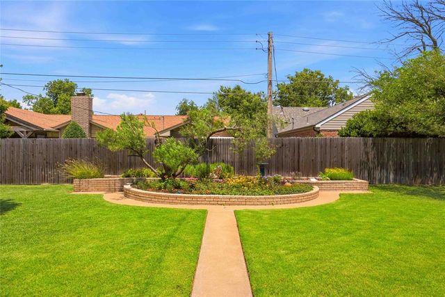 3009 Hemingford Lane, Oklahoma City, OK 73120