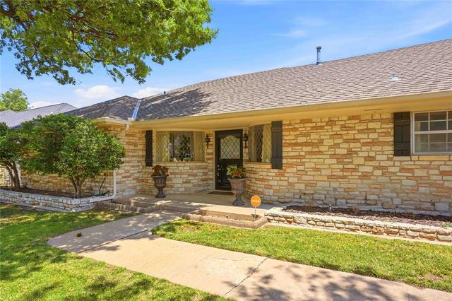 3009 Hemingford Lane, Oklahoma City, OK 73120