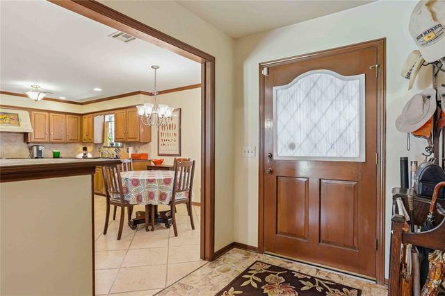 3009 Hemingford Lane, Oklahoma City, OK 73120