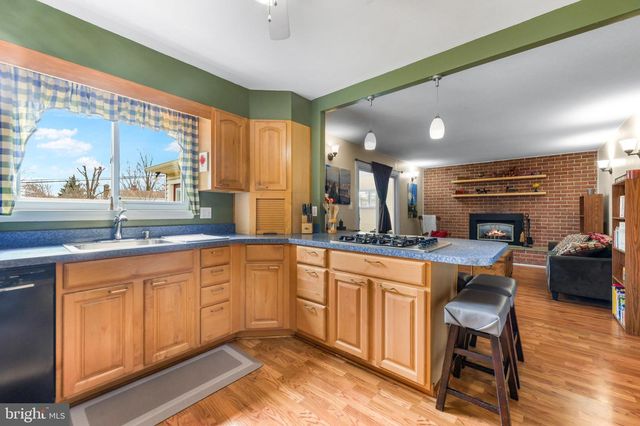 211 BOND AVE, Reisterstown, MD 21136