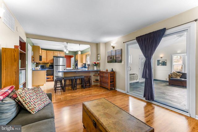 211 BOND AVE, Reisterstown, MD 21136