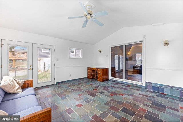 211 BOND AVE, Reisterstown, MD 21136