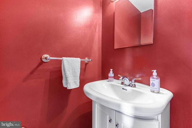 211 BOND AVE, Reisterstown, MD 21136