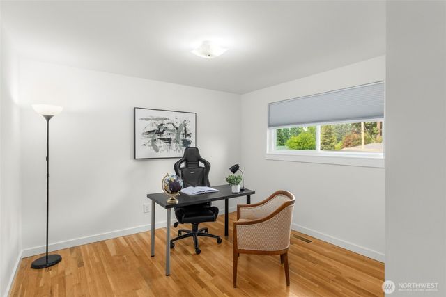 2520 166th Avenue NE, Bellevue, WA 98008