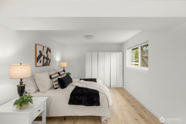 2520 166th Avenue NE, Bellevue, WA 98008