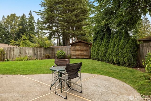 2520 166th Avenue NE, Bellevue, WA 98008