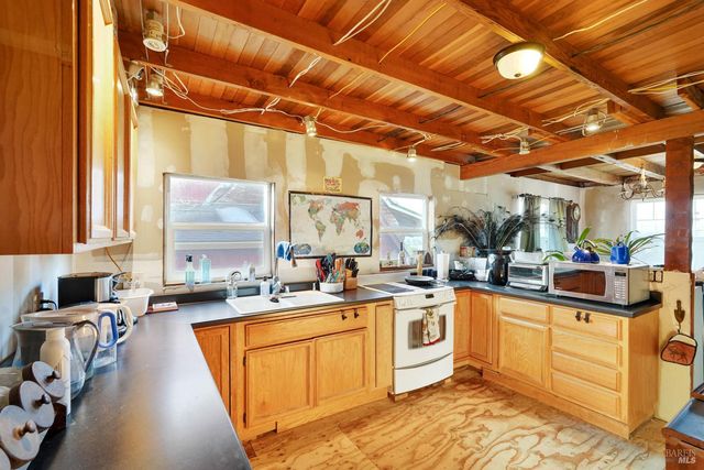 1181 Bush Ave, Vallejo, CA 94591